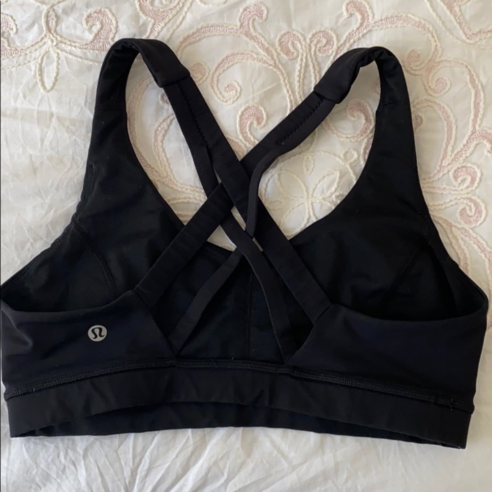 Black Lululemon cross-back sports bra